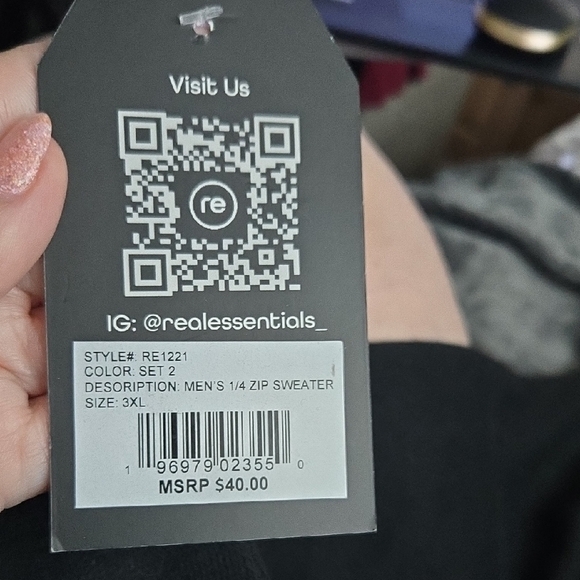 Real Essentials Men's 1/4 Zip Sweater NWT - Picture 1 of 5